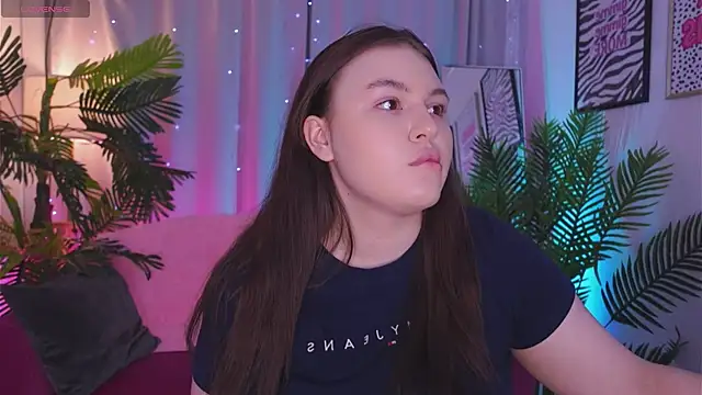 Snapshot of Mia__Peach chatting on March 11, 2025, 12:00 am Mia Peach online show from March 11, 2025, 12:00 am