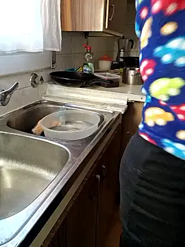 lamorbosa37 online show from January 6, 2026, 2:21 pm