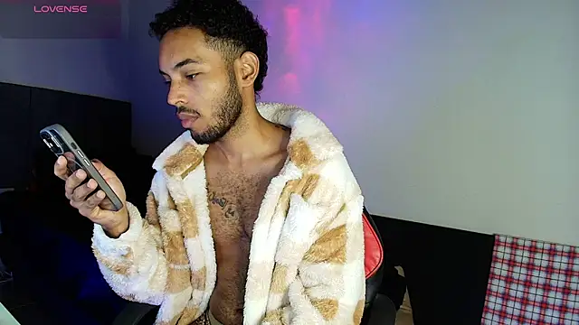 Snapshot of colinbrown chatting on February 23, 2026, 8:48 am colinbrown online show from February 23, 2026, 8:48 am