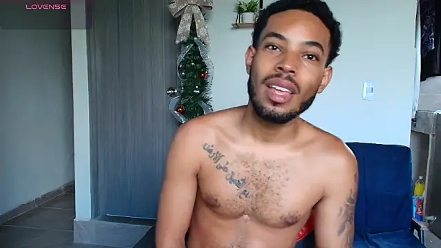 Snapshot of colinbrown chatting on December 18, 2025, 1:37 pm colinbrown online show from December 18, 2025, 1:37 pm