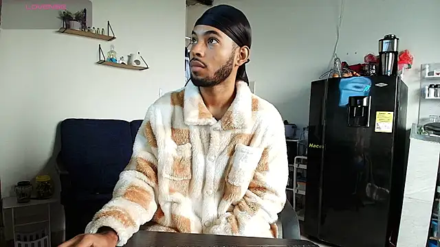 Snapshot of colinbrown chatting on January 13, 2026, 1:04 pm colinbrown online show from January 13, 2026, 1:04 pm