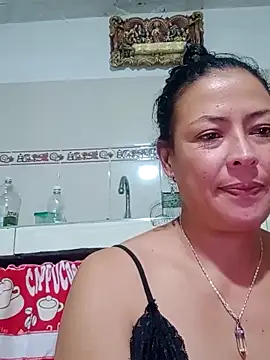 amatista 3012 online show from October 5, 2025, 12:45 am