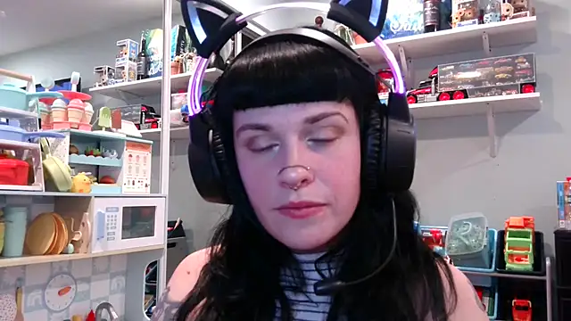 Marcelinegoddess online show from February 27, 2025, 4:13 am