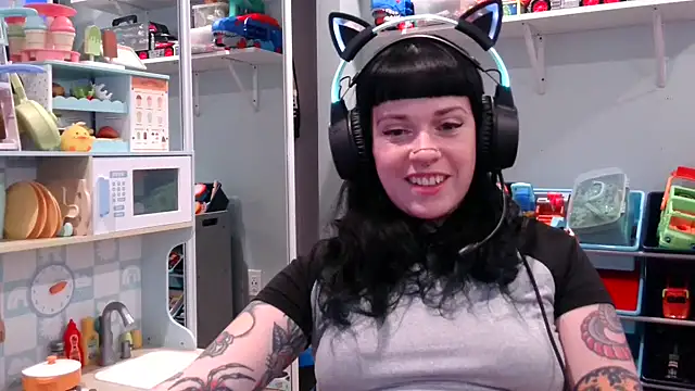 Marcelinegoddess online show from February 19, 2025, 5:49 am