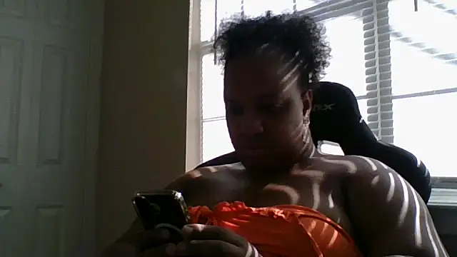 Badgirlbrittt online show from October 2, 2025, 7:50 pm