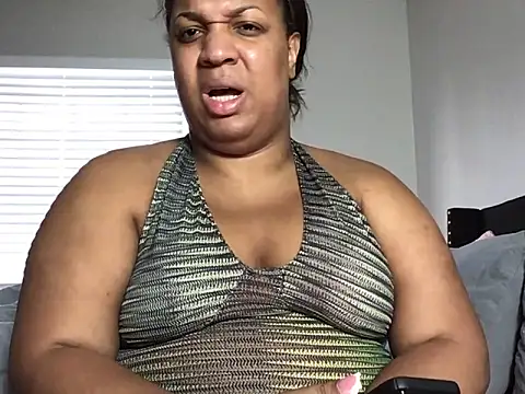 Badgirlbrittt online show from May 20, 2026, 4:37 pm