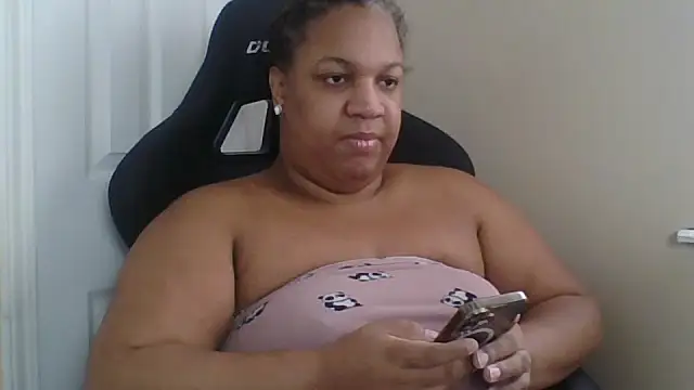 Badgirlbrittt online show from December 17, 2025, 3:50 pm