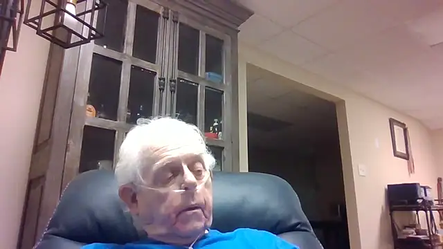 bootlegmanz online show from April 19, 2026, 4:19 pm