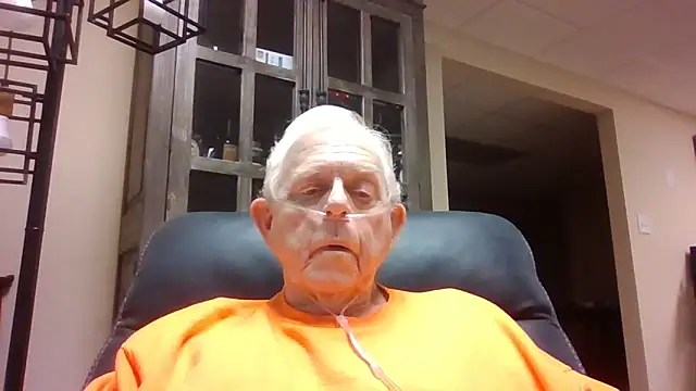 bootlegmanz online show from December 15, 2025, 6:58 pm