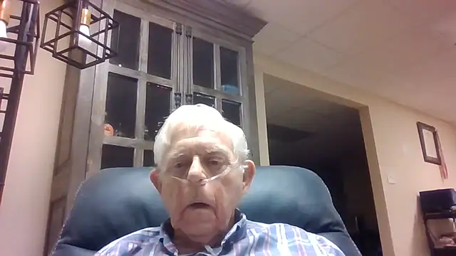 bootlegmanz online show from June 26, 2026, 1:33 am