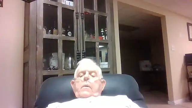 bootlegmanz online show from November 18, 2025, 3:04 pm