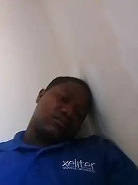 Algenis1232 online show from November 8, 2025, 5:49 pm