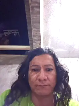 miicheele32 online show from November 23, 2025, 6:45 am