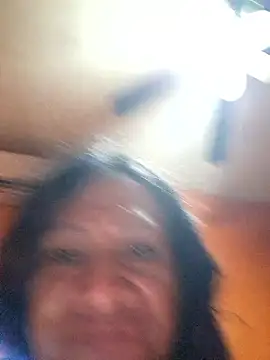 miicheele32 online show from October 7, 2025, 9:10 am