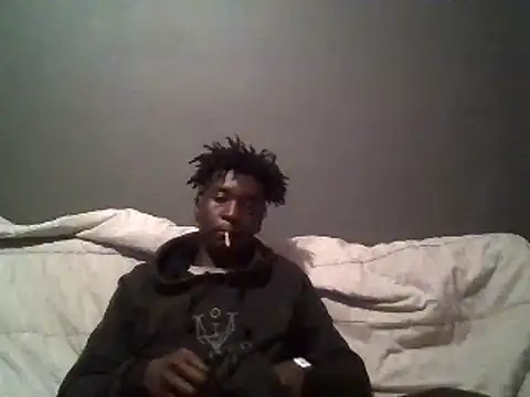 Snapshot of SmallGoodNutts chatting on February 5, 2025, 5:42 pm SmallGoodNutts online show from February 5, 2025, 5:42 pm