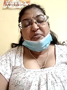 LAVERNIYA  online show from February 28, 2025, 11:58 am