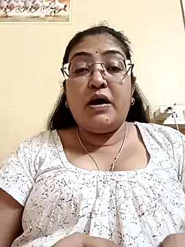 LAVERNIYA  online show from March 7, 2025, 10:13 am