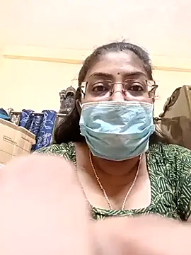 LAVERNIYA  online show from March 20, 2025, 2:53 pm