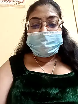 LAVERNIYA  online show from March 5, 2025, 12:00 pm