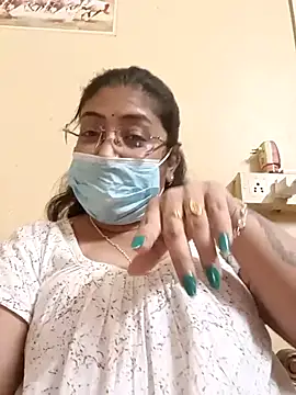 LAVERNIYA  online show from February 26, 2025, 10:27 am