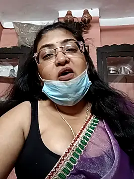 LAVERNIYA  online show from March 21, 2025, 6:51 pm