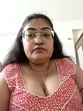 LAVERNIYA  online show from September 20, 2025, 10:09 am