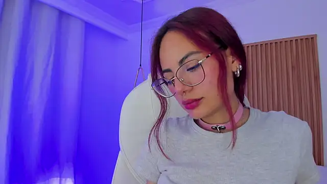 Snapshot of sophiecherry_ chatting on February 3, 2025, 7:40 am sophiecherry online show from February 3, 2025, 7:40 am