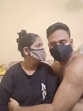Snapshot of IND_COUPLE1 chatting on July 22, 2026, 2:30 pm IND COUPLE1 online show from July 22, 2026, 2:30 pm