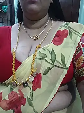 Snapshot of ashikaa_r chatting on June 24, 2026, 1:53 pm ashikaa r online show from June 24, 2026, 1:53 pm