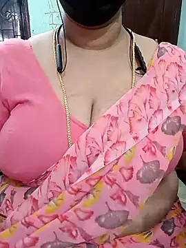 Snapshot of ashikaa_r chatting on May 3, 2026, 7:13 am ashikaa r online show from May 3, 2026, 7:13 am