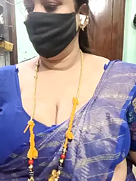 Snapshot of ashikaa_r chatting on July 26, 2026, 2:35 pm ashikaa r online show from July 26, 2026, 2:35 pm