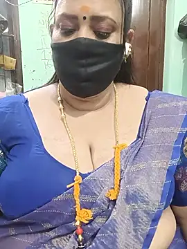 Snapshot of ashikaa_r chatting on July 31, 2026, 6:38 pm ashikaa r online show from July 31, 2026, 6:38 pm