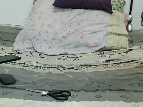 Cessylolla online show from October 29, 2025, 6:56 am