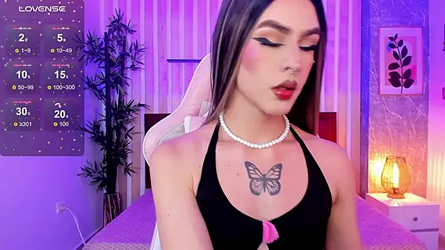Snapshot of miah_connor chatting on February 20, 2025, 3:34 am miah connor online show from February 20, 2025, 3:34 am