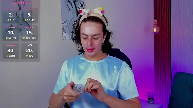 Snapshot of miah_connor chatting on November 29, 2025, 7:36 pm miah connor online show from November 29, 2025, 7:36 pm