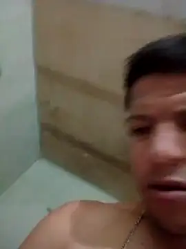Snapshot of Alonsomadeira chatting on June 15, 2026, 11:10 am Alonsomadeira online show from June 15, 2026, 11:10 am