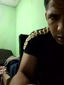 Alonsomadeira online show from January 7, 2026, 11:48 am