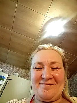 Snapshot of HelenaGlossX chatting on February 7, 2025, 11:45 am HelenaGlossX online show from February 7, 2025, 11:45 am