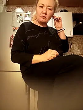 Snapshot of HelenaGlossX chatting on January 15, 2025, 1:45 am HelenaGlossX online show from January 15, 2025, 1:45 am