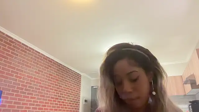 Snapshot of Dime-__ chatting on March 2, 2025, 8:25 pm Dime-   online show from March 2, 2025, 8:25 pm