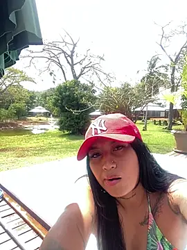 Snapshot of luisa16xxx chatting on February 15, 2025, 4:12 pm luisa16xxx online show from February 15, 2025, 4:12 pm