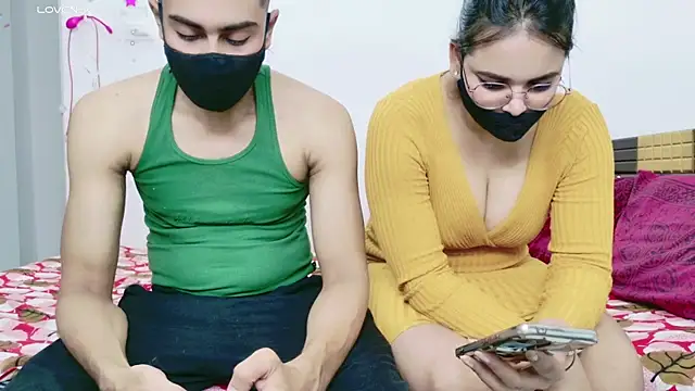 Snapshot of RupaliDixit chatting on October 14, 2025, 5:57 pm RupaliDixit online show from October 14, 2025, 5:57 pm