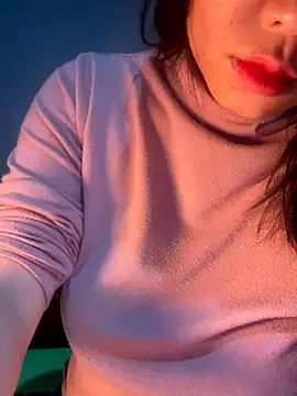 Laura8910 online show from December 5, 2024, 12:03 am