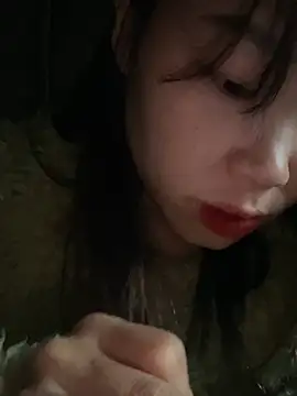 Laura8910 online show from February 20, 2025, 1:14 am