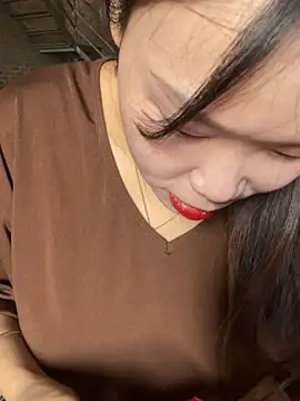 Laura8910 online show from March 22, 2025, 3:41 am