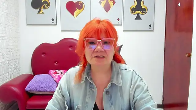 Salomeediaz  online show from April 10, 2026, 9:11 pm