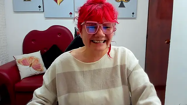 Snapshot of Salomeediaz_ chatting on October 5, 2025, 1:02 pm Salomeediaz online show from October 5, 2025, 1:02 pm