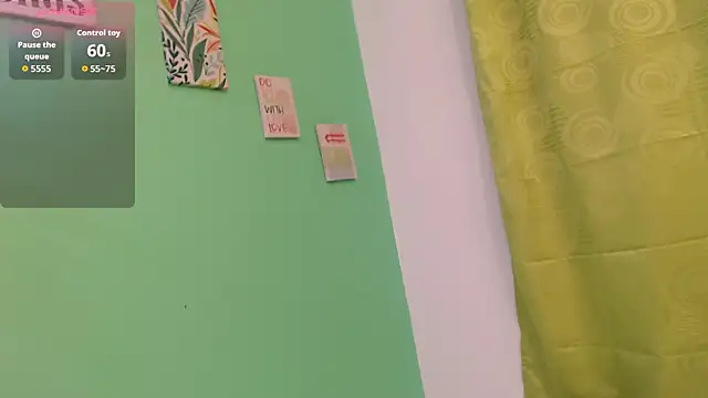 Snapshot of alisontitsmilk19 chatting on November 28, 2025, 2:12 am alisontitsmilk19 online show from November 28, 2025, 2:12 am