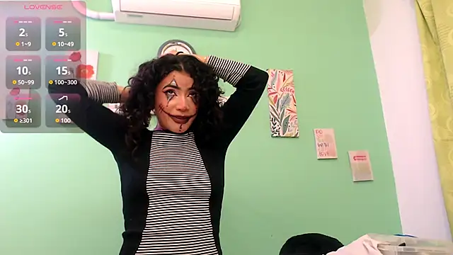 Snapshot of alisontitsmilk19 chatting on November 1, 2025, 2:29 am alisontitsmilk19 online show from November 1, 2025, 2:29 am