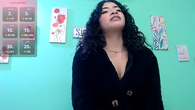 Snapshot of alisontitsmilk19 chatting on November 14, 2025, 1:31 am alisontitsmilk19 online show from November 14, 2025, 1:31 am